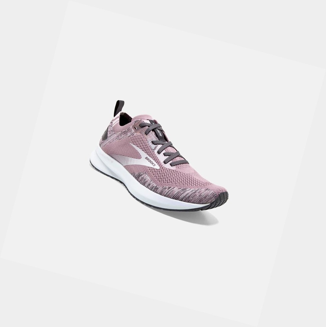 Scarpe Running Strada Donna Brooks Levitate 4 Blackened Pearl / Metallic / Primrose | IKVPFZ-620