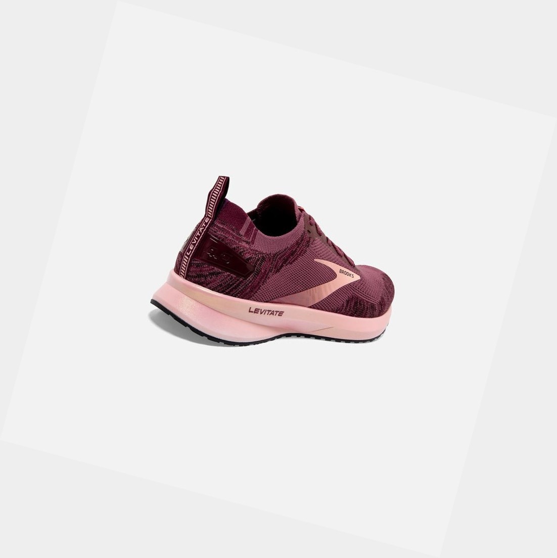Scarpe Running Strada Donna Brooks Levitate 4 Corallo | XYTVIR-903