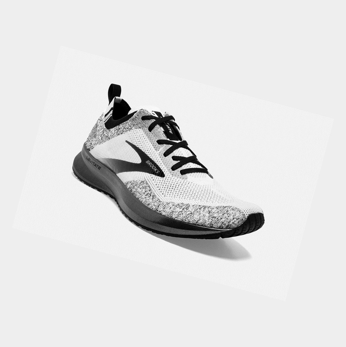 Scarpe Running Strada Uomo Brooks Levitate 4 Bianche Nere | JPVTAI-397